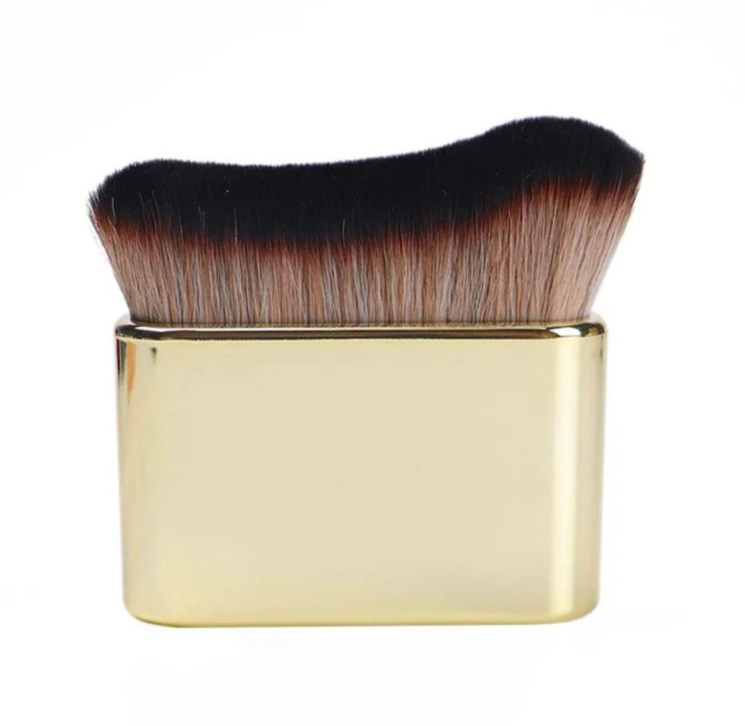 Anabella Wave Foundation Brush Smooth Blend, Glow, Gold