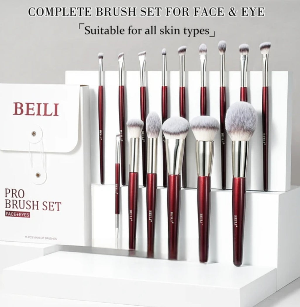 Ylona Pro Brush Set Smooth Blend, Soft Touch, 15 Pieces